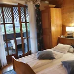 Baeckenhaeusl Huetten Komfortzimmer Guest house Uttendorf