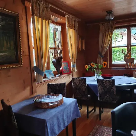 Casa de hóspedes Baeckenhaeusl Huetten Komfortzimmer Uttendorf