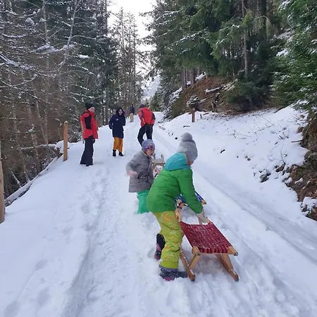 Vendégház Baeckenhaeusl Huetten Komfortzimmer 4*