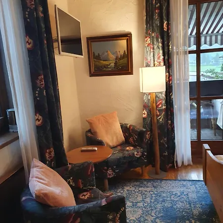 Pensionat Baeckenhaeusl Huetten Komfortzimmer 4*