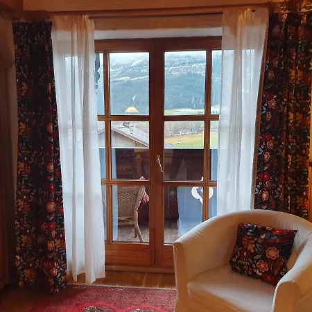 Baeckenhaeusl Huetten Komfortzimmer Casa de hóspedes Uttendorf