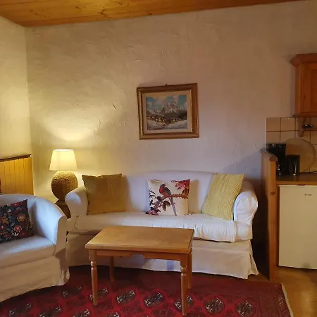 Bäckenhäusl Hütten Komfortzimmer 4* Uttendorf