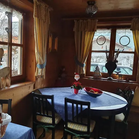 Casa de hóspedes Baeckenhaeusl Huetten Komfortzimmer Uttendorf